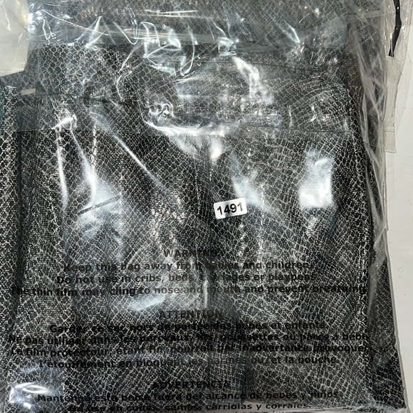 Vintage 90s Y2K BCBG Max Azria Gray Faux Python Snakeskin Hip Hugger Pants - Picture 12 of 12